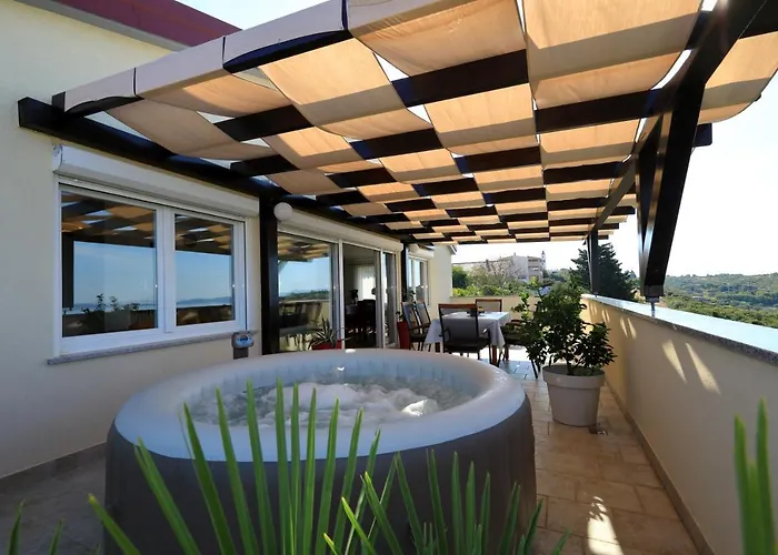 Vanda Land Penthouse