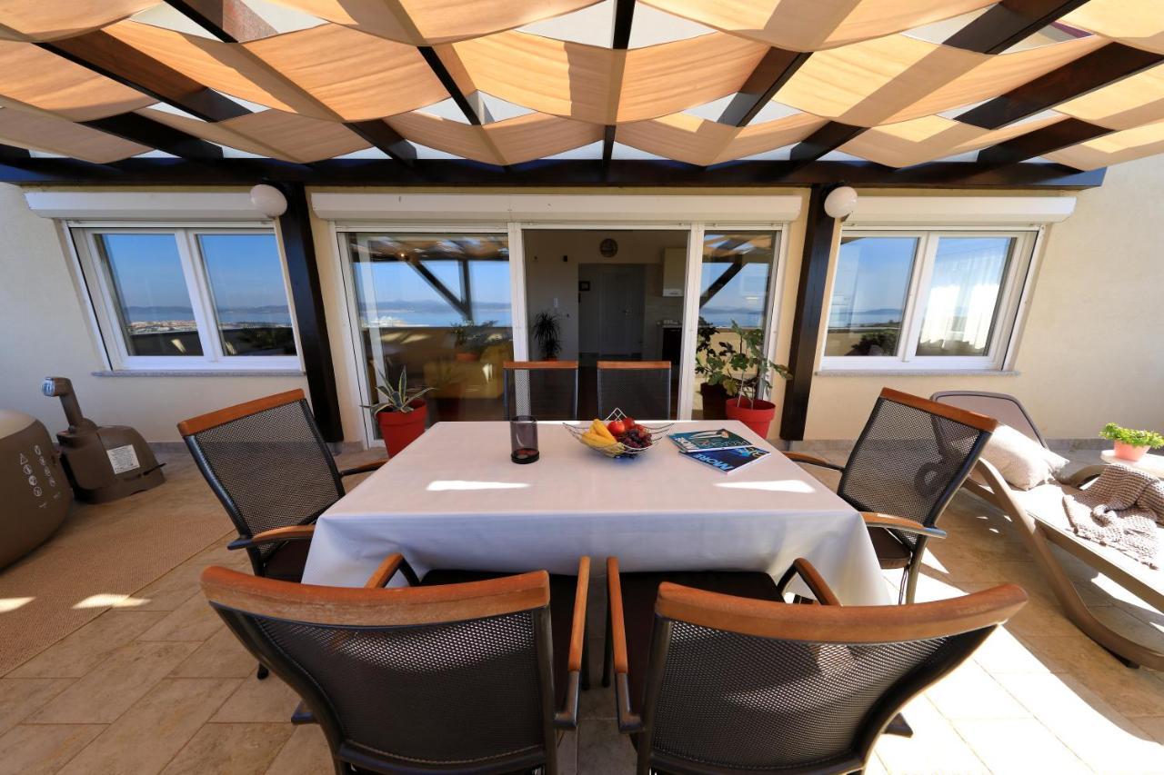 Vanda Land Penthouse Apartmán