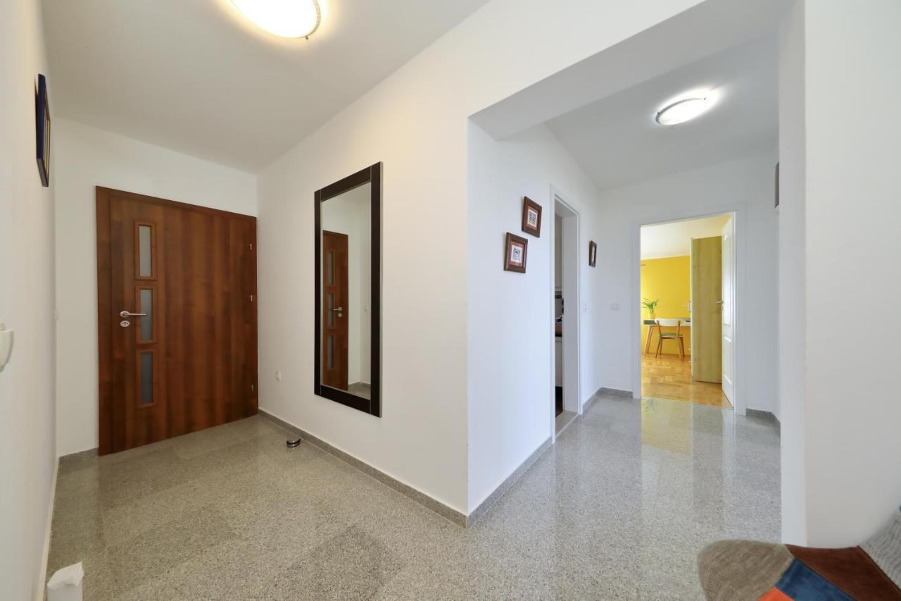 Vanda Land Penthouse *